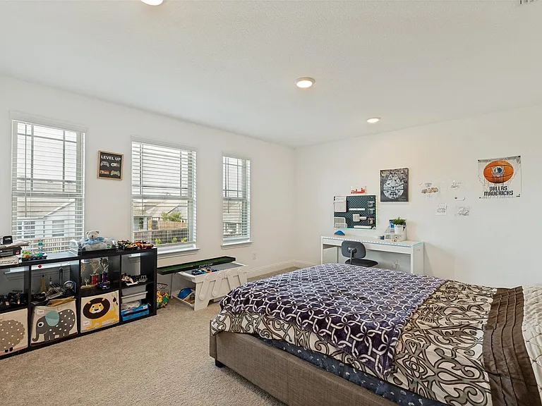 1601 Rain Lily St — Photo 6
