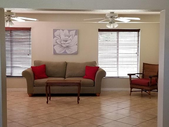 3rd image of 3455 Shamrock Dr
