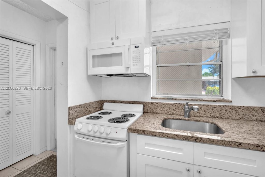 251 S Golf Blvd APT 188, photo 8