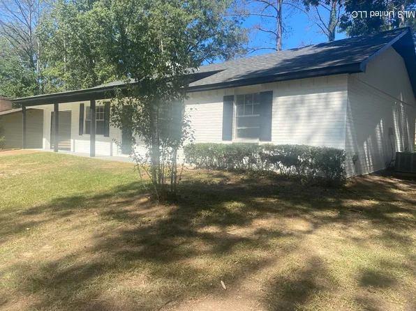 654 Briarcliff Cir, Jackson, MS 39212
