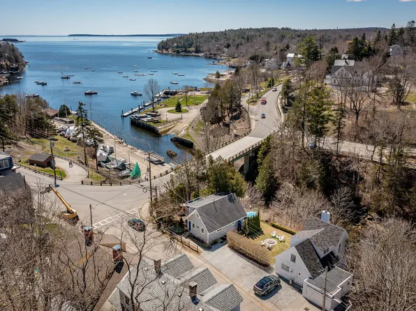 30 Main Street #30, Rockport, ME 04856