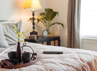 313 Chestnut Farm Way #313, Raynham, MA 02767