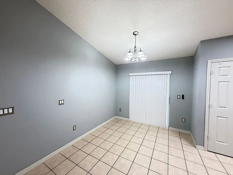 16195 SW 50th Terrace Rd — Photo 4