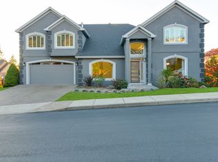 9494 SE Chatfield Ct, Happy Valley, OR