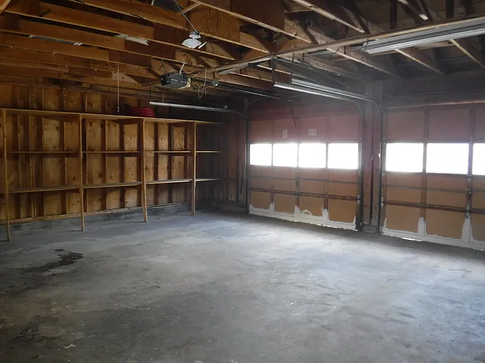 556 Montana Ave — Photo 30
