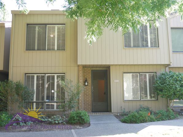 1330 Vanderbilt Way