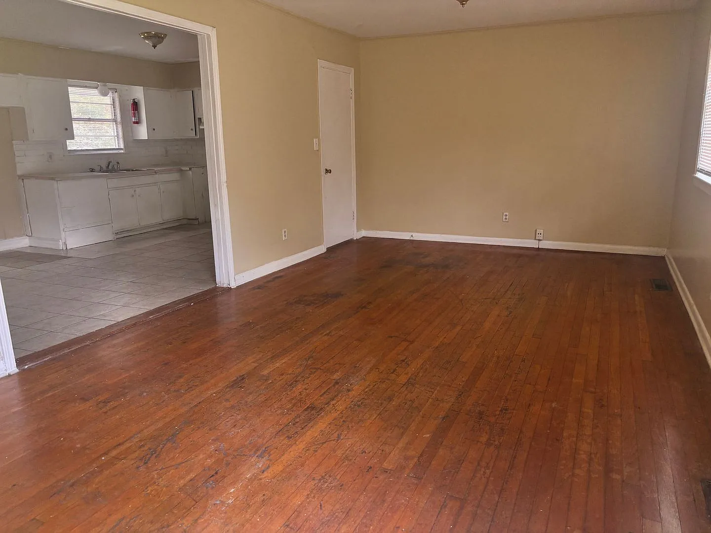 2741 Revere St. Jackson, MS 39212 — Photo 2