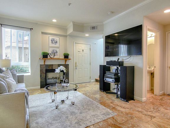 2nd image of 544 King George Ave