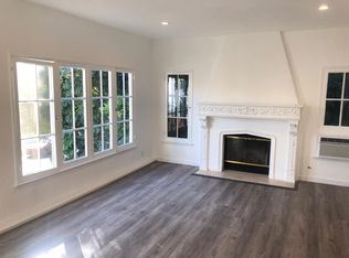 211 S Reeves Dr, Beverly Hills, CA 90212