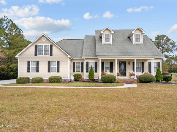 11098 Ashton Road, Burgaw, NC 28425