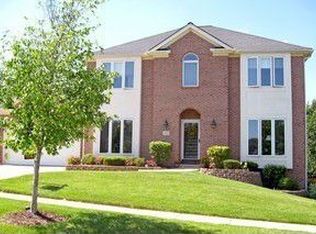 110 Grey Fox Ct, Streamwood, IL 60107