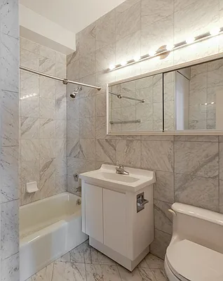 Rented by Nest Seekers International | media 5