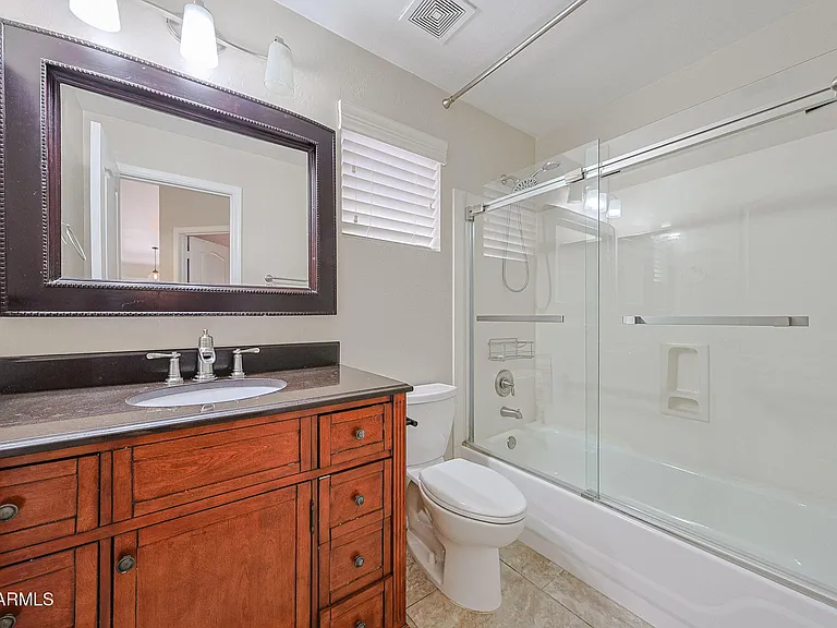 8747 W Adam Ave — Photo 18