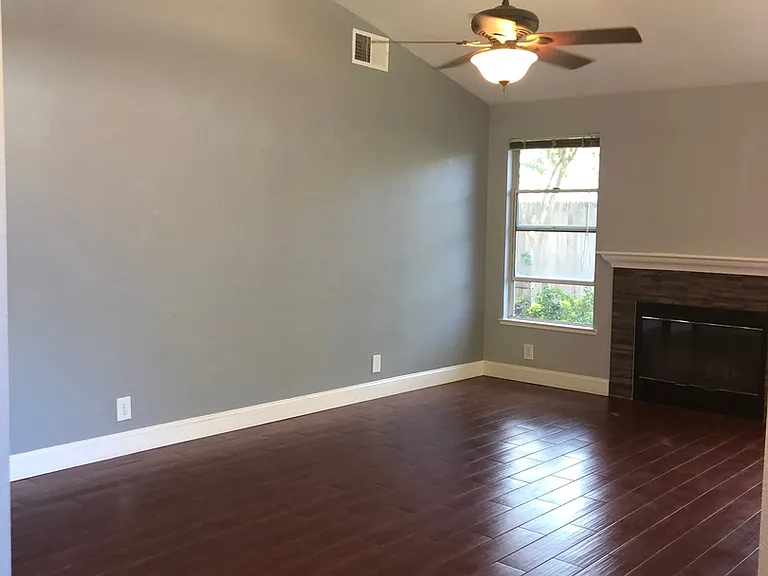 7677 Auburn Ridge Ct — Photo 7
