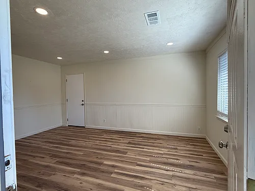 408 Harmony Ln Photo 1