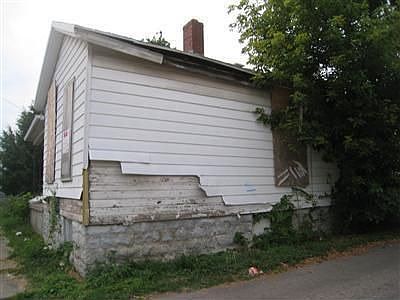 2nd image of 1415 McLain St