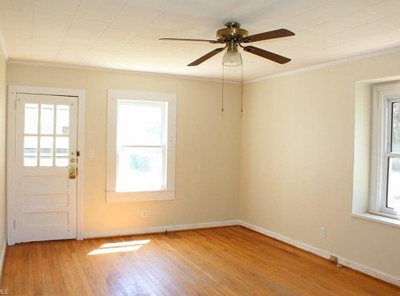 3rd image of 1004 Bellvue St
