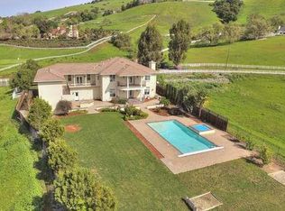 2560 Bridle Path Ave, Gilroy, CA 95020