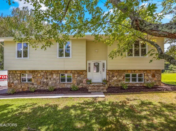 513 Evergreen St, Seymour, TN 37865