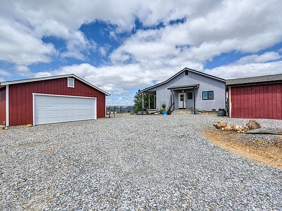 5th image of 3466 Howard Rd