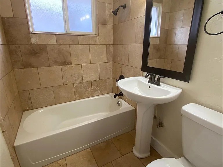 2518 W Madison Ave — Photo 11