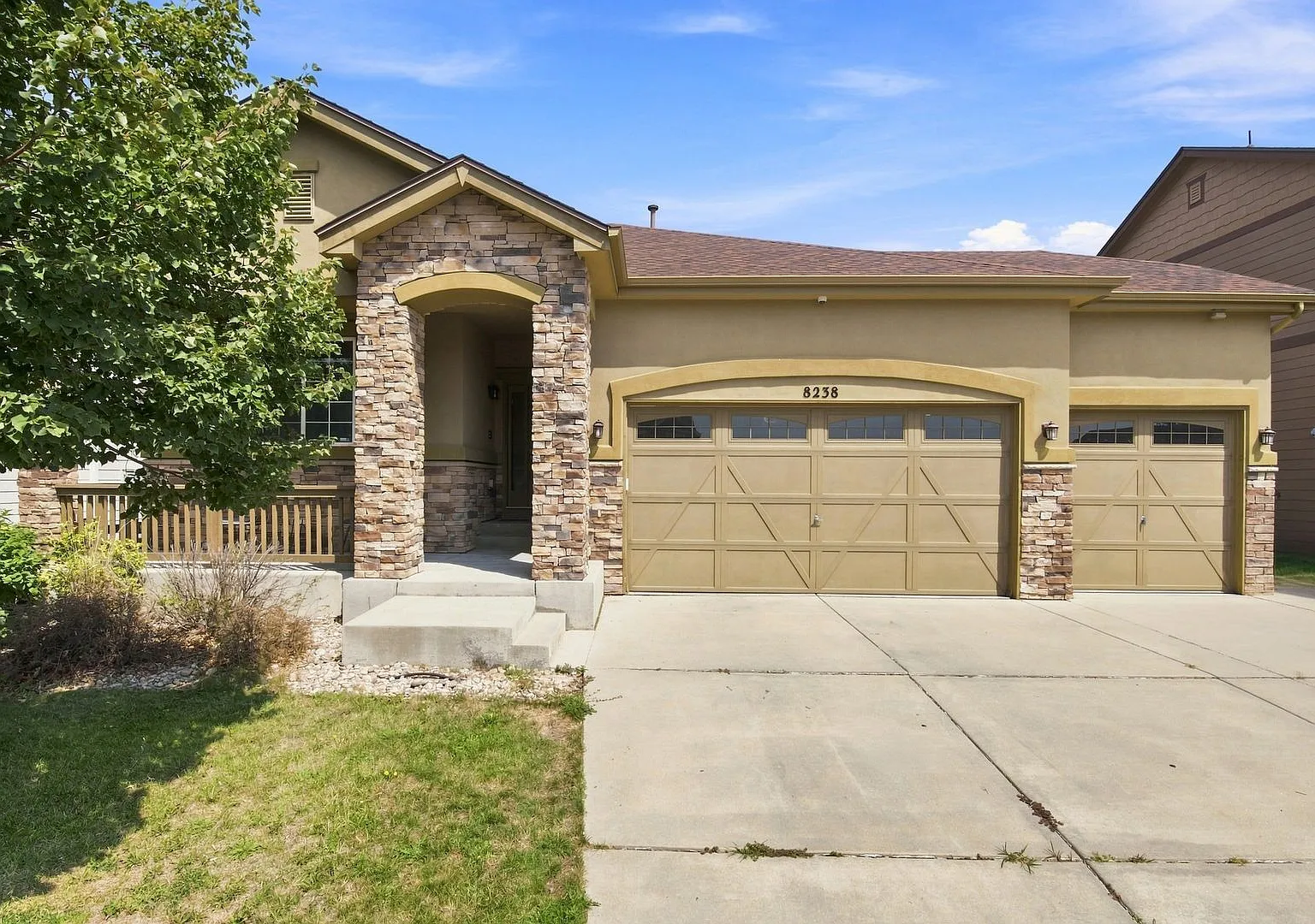 Beautiful 5 Bed 3 Bath Home in Banning Lewis Ranch! — Photo 1