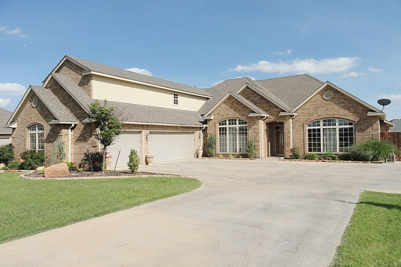 1st image of 6 NW Sandy Trail Ln