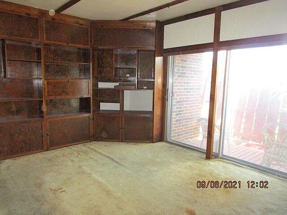 4th image of 7701 W Sheridan Ave APT A