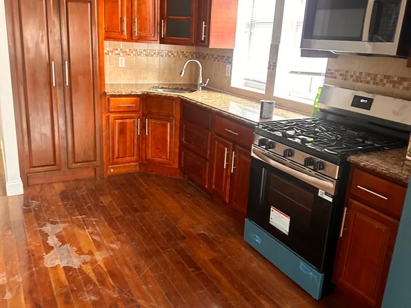 3031 Paulding Ave FLOOR 2