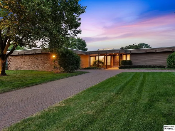 10915 N 62nd St, Omaha, NE 68152