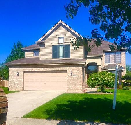 2nd image of 8007 Chesterton Dr
