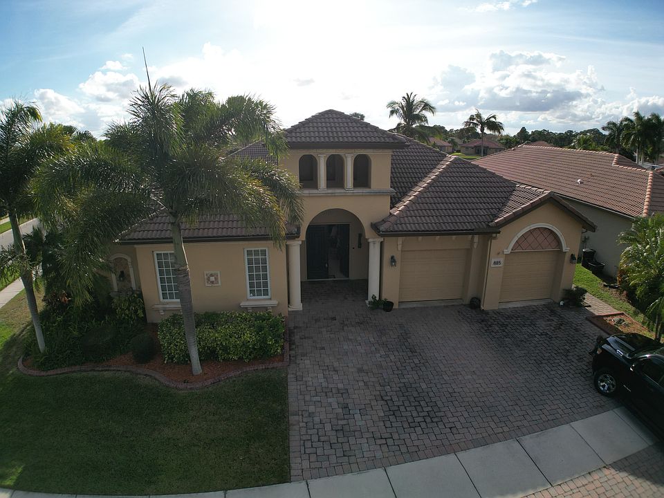 1st image of 855 SW Grand Reserves Blvd