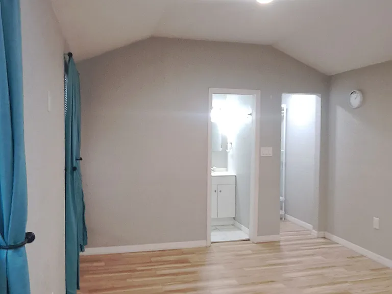 3505 N 72nd St #1 — Photo 9