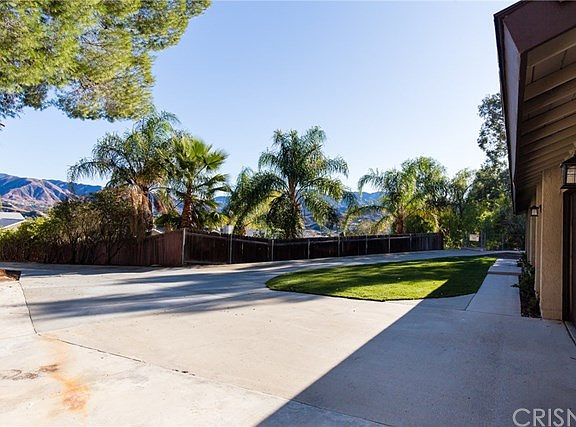 5th image of 28351 Winterdale Dr