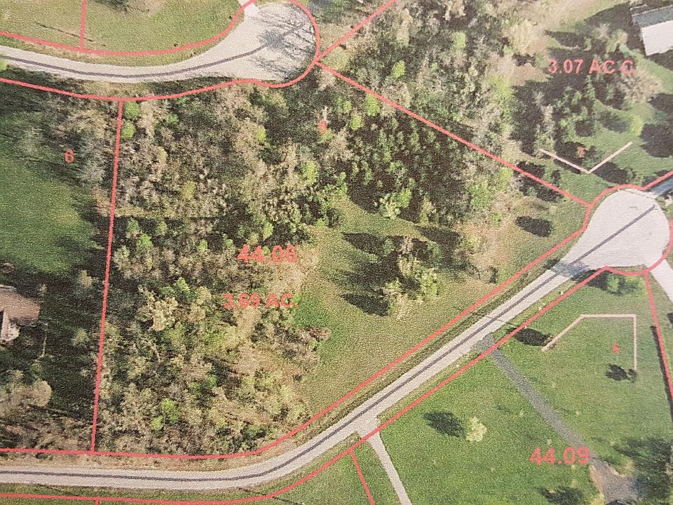 2nd image of 1287 Rose Ln
