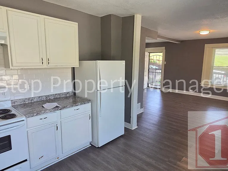 501 Kensington Ave — Photo 5