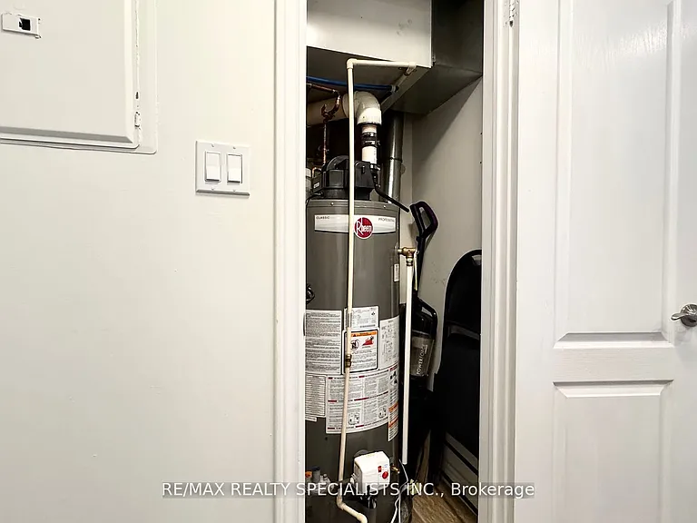 4016 Kilmer Dr #112 — Photo 46