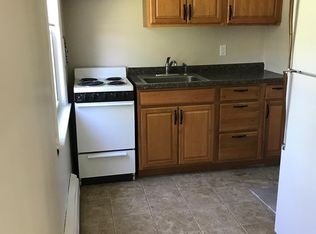 65 Sky View Dr APT 4, West Hartford, CT 06117