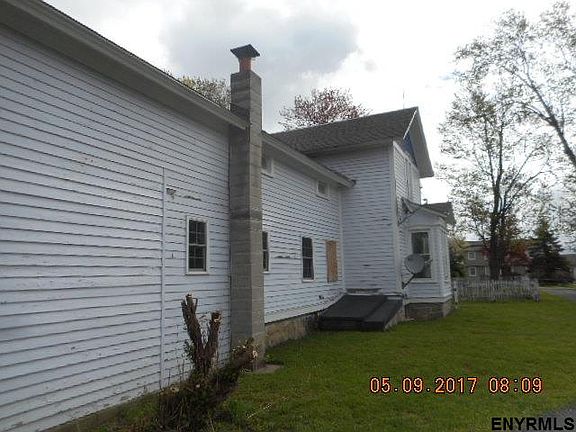 5th image of 49 Jakway Ln