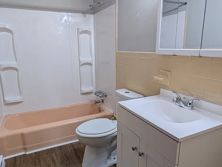 66 Clinton Ave #A — Photo 8