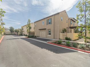 17941 Olivia Ln, Huntington Beach, CA 92647