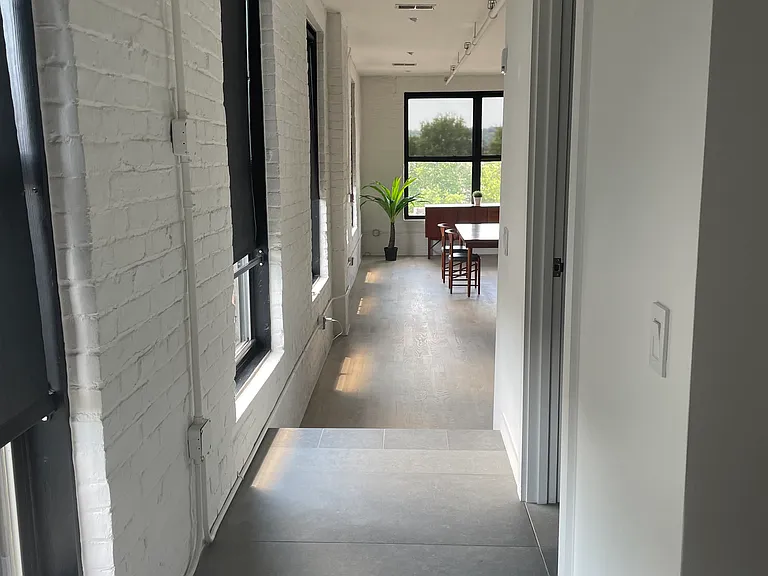 1908 Dunlap St #4 — Photo 21