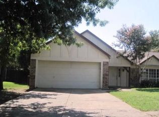 4421 Newport St, Grand Prairie, TX 75052