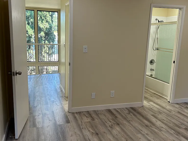 3639 Walnut St #8 — Photo 28