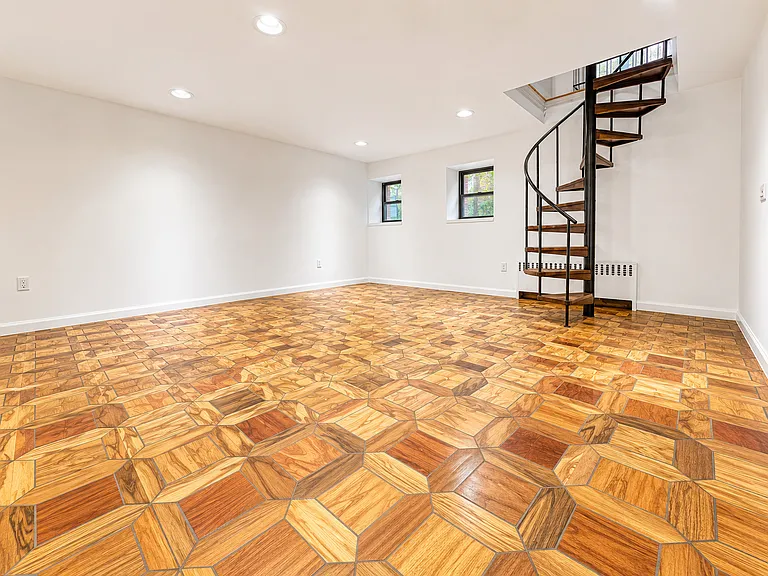 240 E 90th St #1D — Photo 11