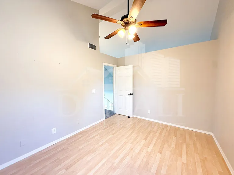 1114 S Surfside Dr — Photo 20