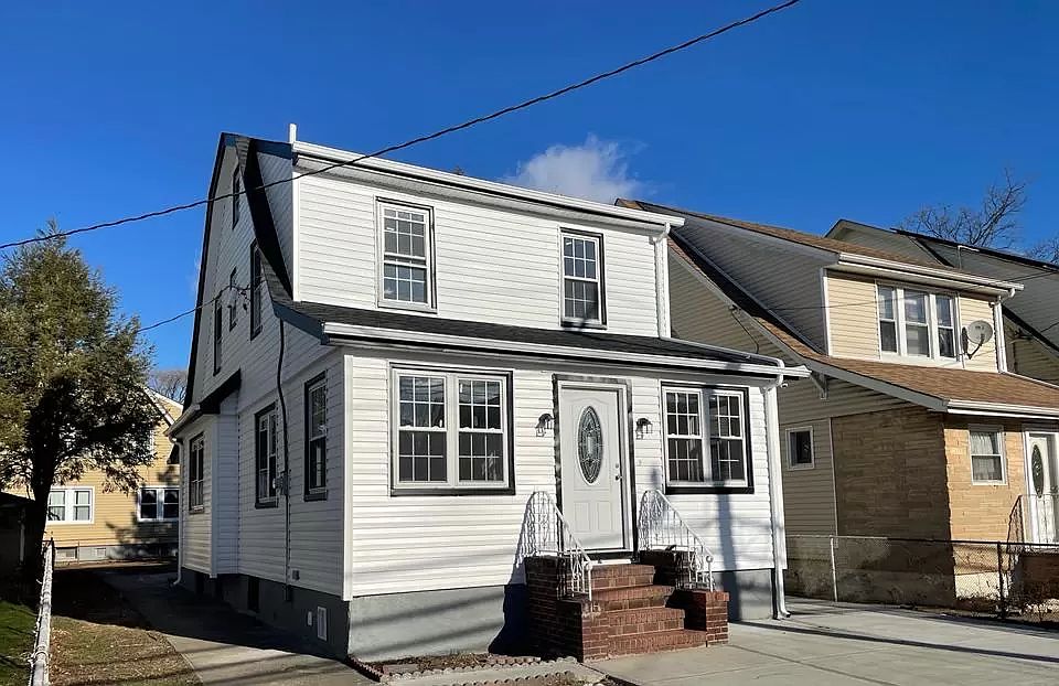 18805 104th Ave, Saint Albans, NY 11412 Zillow