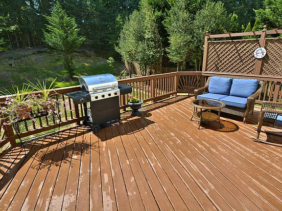4th image of 5905 Fincastle Dr