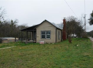 1209 Lee St, Goldthwaite, TX 76844