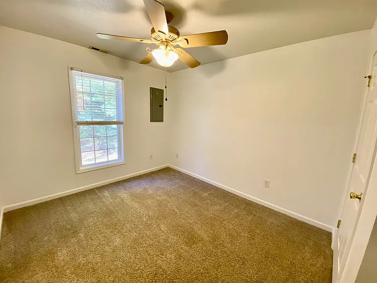 220 T F Kirkpatrick Way #D — Photo 13